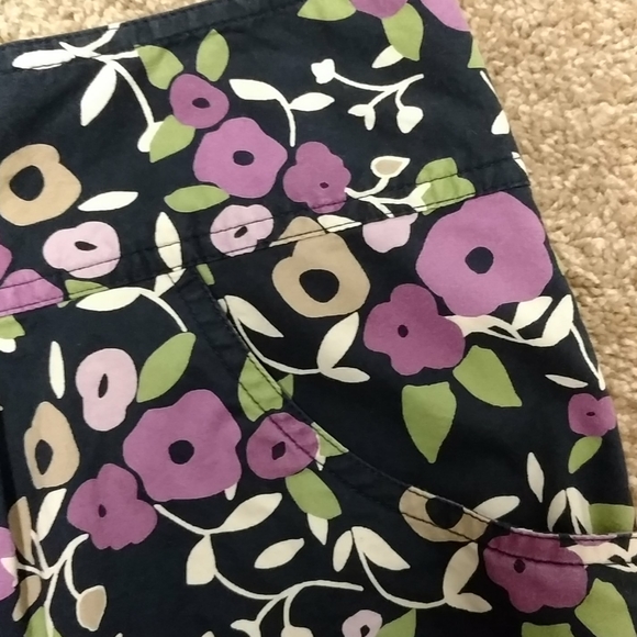 Skirt - Picture 2 of 4